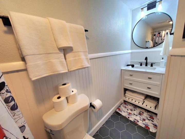 Remodeled 2Bd/2Ba Condo Mins From Universal Studio Орландо Екстер'єр фото