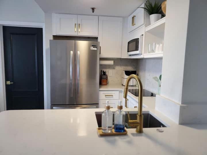 Remodeled 2Bd/2Ba Condo Mins From Universal Studio Орландо Екстер'єр фото